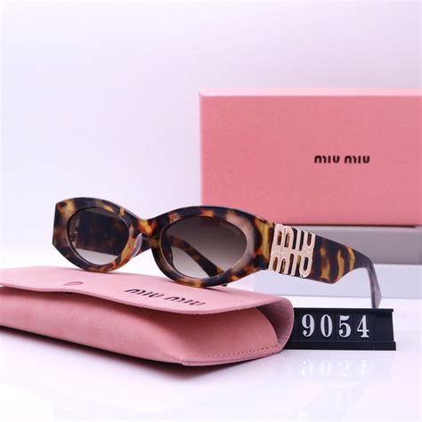 Очки Солнцезащитные Miu Miu Eyewear Женские .